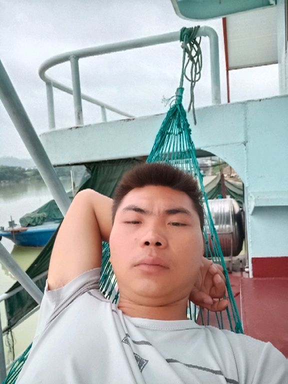 小哥哥的第一张照片--隆安蓝颜知己交友网